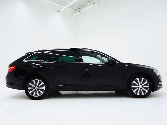 Skoda SUPERB Combi 1.4 TSI iV Style | Panoramadak | Trekhaak | Leder | 360 | Keyless | Adaptive Cruise | Memory | Carplay