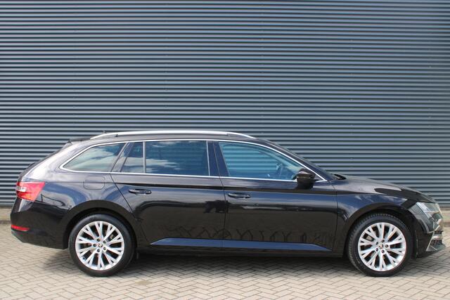 Skoda SUPERB Combi 1.4 TSI iV Business Virtual-Cockpit Afn.-trekhaak Memory-Stoelen Leer/Alcantara Carplay Camera