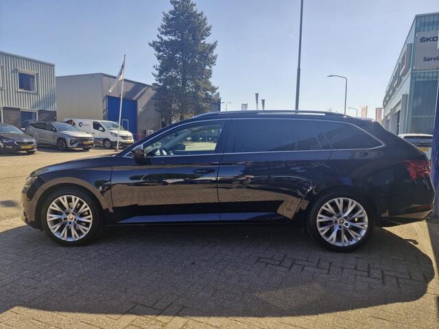 Skoda SUPERB Combi 1.5 TSI Business Edition Plus | Panoramadak | Trekhaak | Navi |