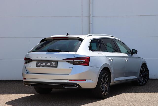 Skoda SUPERB Combi 1.4 TSI iV Laurin & Klement 218pk DSG6