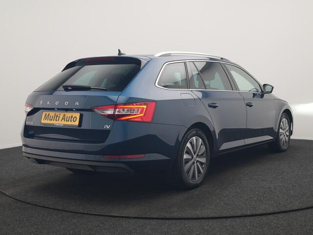 Skoda SUPERB Combi 1.4 TSI iV Business Edition PHEV 218pk Dealer O.H. | Adaptive Cruise | Camera | Canton Audio | Stoelen & Stuur Verwarmd | Blis | Keyless | Apple Carplay | Navigatie | DAB | Plug In Hybrid |
