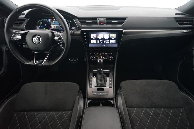 Skoda SUPERB Combi 1.4 TSI iV Sportline Business