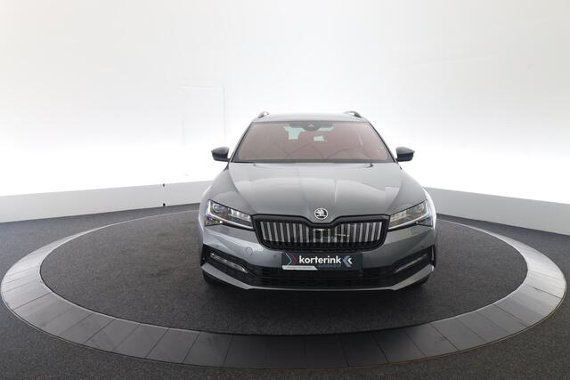 Skoda SUPERB Combi 1.4 TSI iV Sportline Business