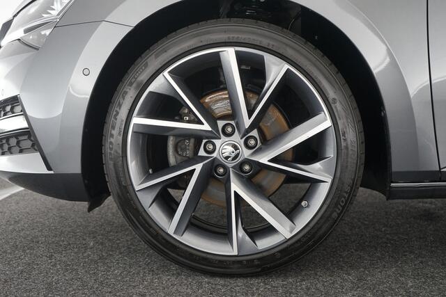 Skoda SUPERB Combi 1.4 TSI iV Sportline Business