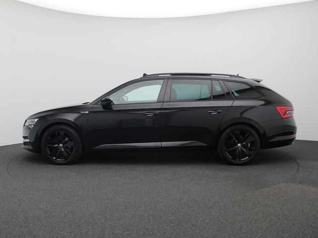 Skoda SUPERB Combi 1.4 TSI iV Sportline Business 218PK DSG SOH 90,13%, Panoramadak, 360gr. Camera, Memorystoel, 19" LM Velgen, Keyless, Adaptieve Cruise Control, Side Assist