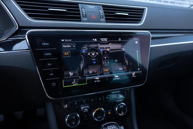 Skoda SUPERB Combi 1.4 TSI iV Laurent & Klement | Plug-in Hybrid (PHEV) | Lederen Bekleding | Matirx-LED Koplampen | Panoramadak | Stoelventilatie | Columbus Navigatie | Stoelverwarming voor en achter | Keyless Entry | Elektrische Achterklep | Cruise Control Adaptief