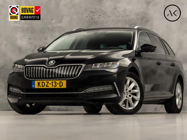 Skoda SUPERB Combi 1.4 TSI iV Sport 218Pk Automaat (VIRTUAL COCKPIT, APPLE CARPLAY, GROOT NAVI, CAMERA, STOELVERWARMING, SPORTSTOELEN, KEYLESS, ADAPTIVE CRUISE, GETINT GLAS, NIEUWSTAAT)