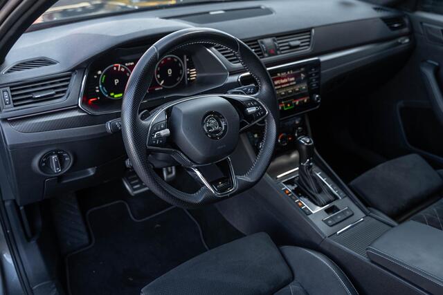 Skoda SUPERB 1.4 TSI iV Sportline Business | Plug-in Hybrid (PHEV) | 360 Graden Camera | Parkeersensoren | Panoramadak | Navigatie Amundsen | Apple Carplay | Android Auto | Elektrische Achterklep | Keyless Entry | Matrix LED Koplampen | Cruise Control Adaptief