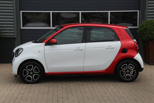 Smart EQ FORFOUR Business Solution 18 kWh Navi | ECC | Stoelverw | PDC | Leder | Zeer luxe | Cruise | LMV | Nw.Banden | Dealer onderhouden | Zeer nette