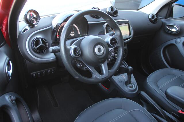 Smart EQ FORFOUR Business Solution 18 kWh Navi | ECC | Stoelverw | PDC | Leder | Zeer luxe | Cruise | LMV | Nw.Banden | Dealer onderhouden | Zeer nette