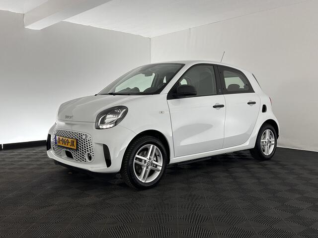 Smart EQ FORFOUR Essential 18 kWh [ 3-Fase ] (INCL.BTW) Aut. *FULL-LEATHER | AIRCO | CRUISE | DAB+ | COMFORT-SEATS | 15''ALU*