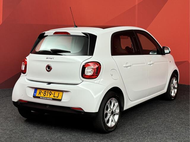 Smart EQ FORFOUR Comfort 18 kWh | Cruise control | Panoramadak| Stoel Verwarming | APK 10-10-2027 |