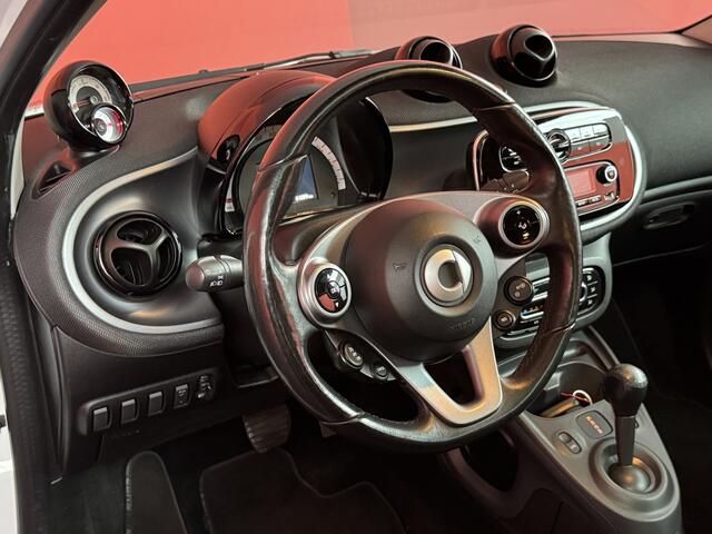 Smart EQ FORFOUR Comfort 18 kWh | Cruise control | Panoramadak| Stoel Verwarming | APK 10-10-2027 |