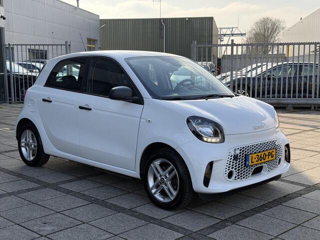 Smart EQ FORFOUR Essential 18 kWh | 89% SOH | LMV | Leder |