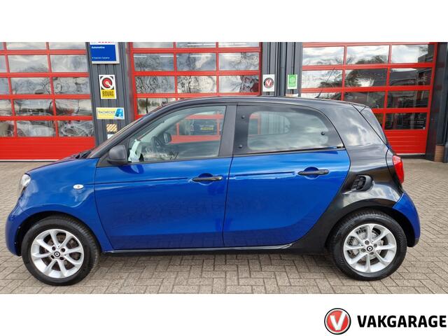 Smart FORFOUR 1.0 Pure