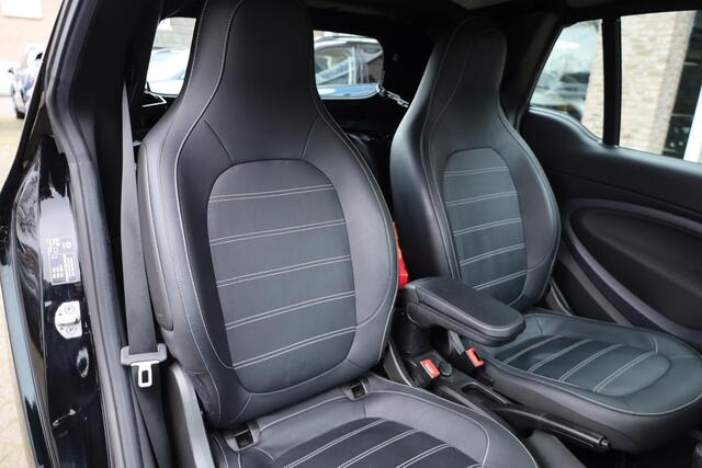 Smart FORTWO cabrio EQ prime 18 kWh LEER CARPLAY STOELVERW. NAVI AIRCO CLIMA CRUISE LMV