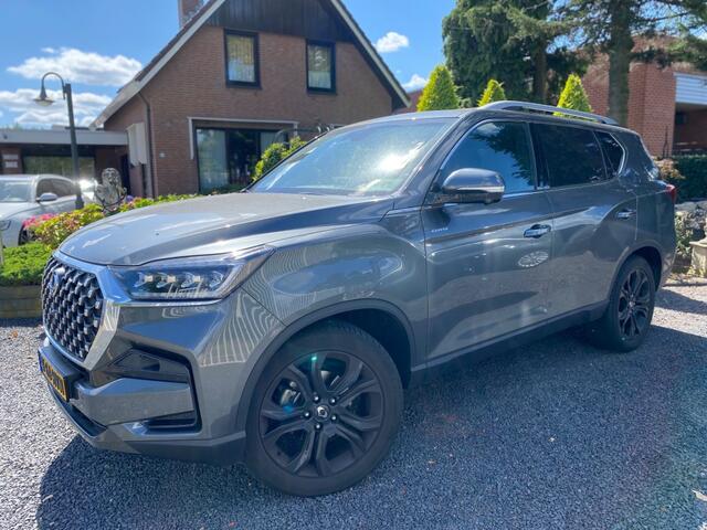 Ssangyong REXTON 2.2D / 2.2e-XDi 4WD SAPPHIRE / TITANIUM PLUS PACK Grijskenteken â¬ 20.000 KORTING