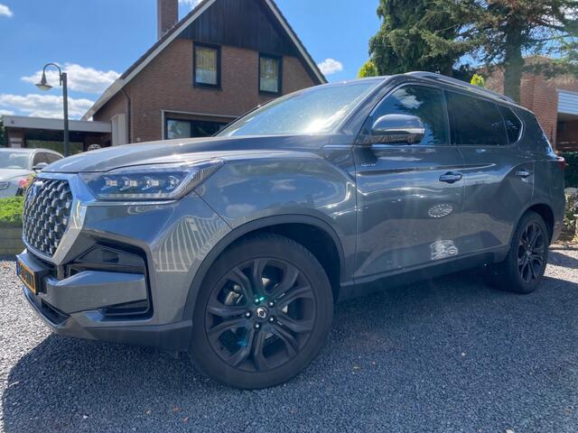 Ssangyong REXTON 2.2D / 2.2e-XDi 4WD SAPPHIRE / TITANIUM PLUS PACK Grijskenteken â¬ 20.000 KORTING