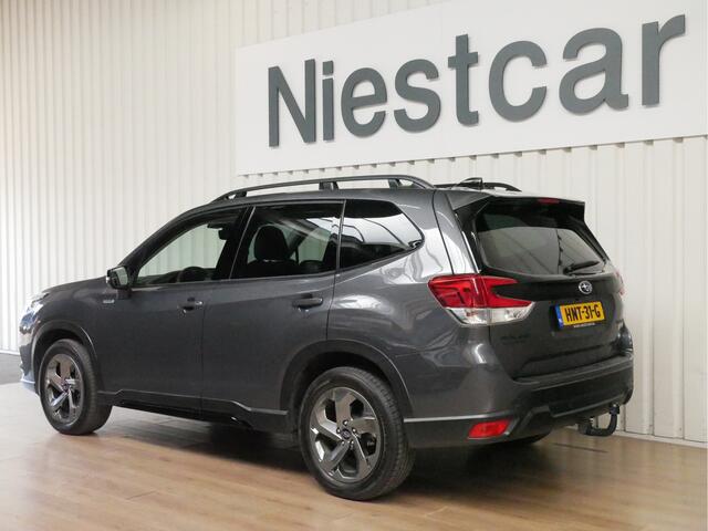 Subaru FORESTER 2.0i e-BOXER Premium Black