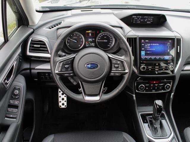 Subaru FORESTER 2.0i e-BOXER Luxury Navi Carplay-Android Auto | Trekhaak | Parkeersensoren | EyeSight