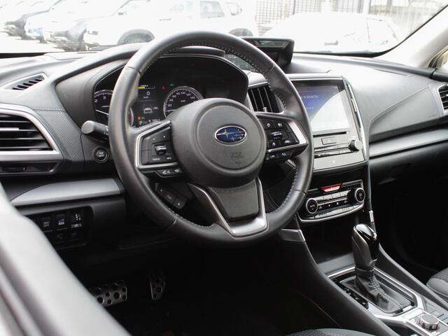 Subaru FORESTER 2.0i e-BOXER Luxury Navi Carplay-Android Auto | Trekhaak | Parkeersensoren | EyeSight