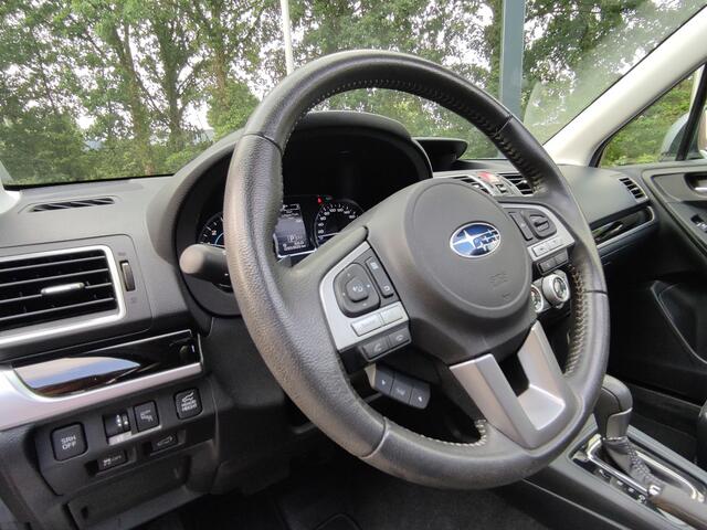 Subaru FORESTER 2.0 Premium Trekhaak - Leder - Panoramadak - Achteruitrijcamera - NL auto - Dealer onderhouden