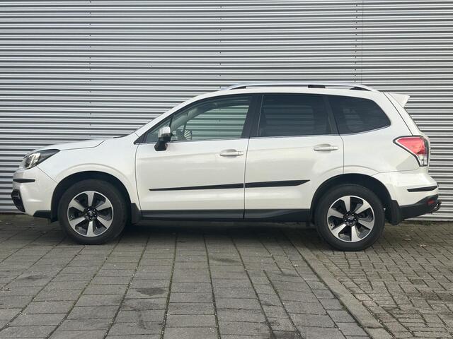 Subaru FORESTER 2.0 Premium | Trekhaak | schuidak | Leder |