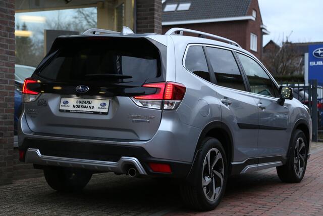 Subaru FORESTER 2.0i e-BOXER Premium Schuifdak Leer LED Camera ACC