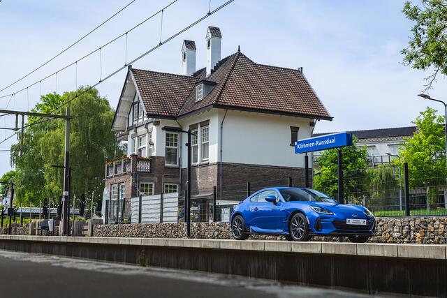 Subaru FORESTER 2.0i e-BOXER Premium Schuifdak Leer Camera LED ACC