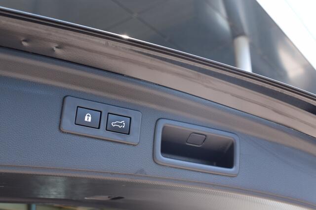 Subaru FORESTER 2.0i e-BOXER Premium Black - Dealer onderhouden