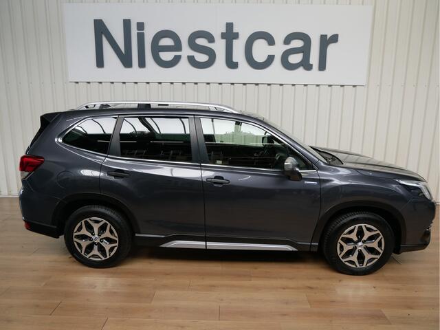 Subaru FORESTER 2.0i e-BOXER First Edition