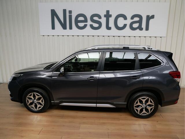 Subaru FORESTER 2.0i e-BOXER First Edition