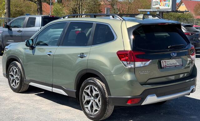Subaru FORESTER 2.0i e-BOXER Comfort Parkeerhulp V+A/Camera/Navi/Stoelverwarming.