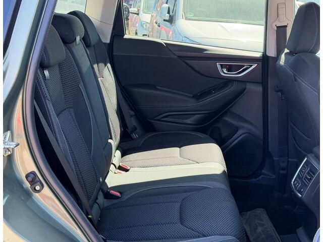 Subaru FORESTER 2.0i e-BOXER Comfort Parkeerhulp V+A/Camera/Navi/Stoelverwarming.