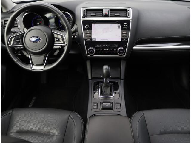Subaru OUTBACK 2.5i Premium | Schuifdak | Trekhaak | Winterbandenset | H&K