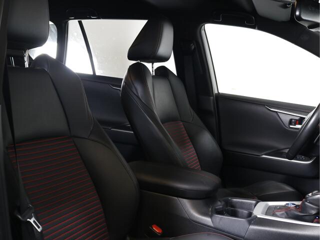 Suzuki Across 2.5 Plug-in Hybrid Style | Afneembare trekhaak | Stuurverwarming |