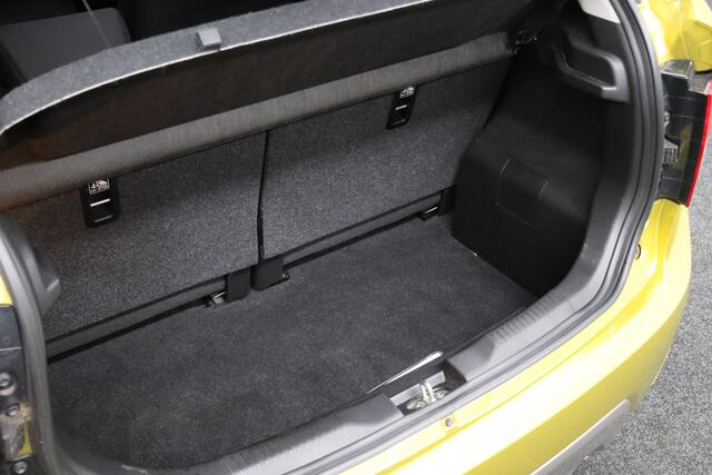 Suzuki IGNIS 1.2 Smart Hybrid Select | Hoge Zit | Full Led | Trekhaak | Apple Carplay & Android Auto | Navigatie | Airco | All-season Banden