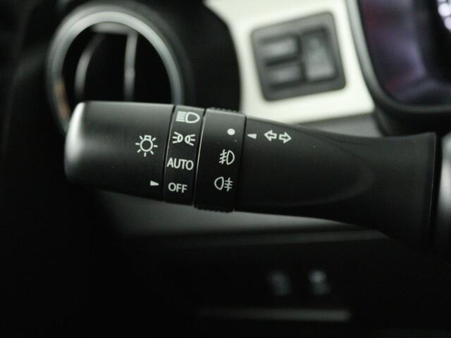 Suzuki IGNIS 1.2 Smart Hybrid Style | Apple Carplay / Android Auto | Cruise control | Climate control | Navigatie | Keyless entry |