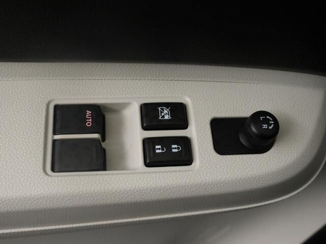 Suzuki IGNIS 1.2 Select | Automaat | Apple Carplay / Android Auto (Navigatie) | Airco | Achteruitrijcamera | Stoelverwarming |