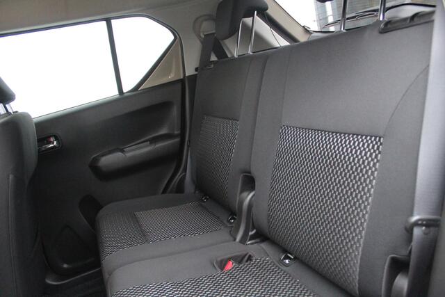Suzuki IGNIS 1.2 Smart Hybrid Style AUTOMAAT Trekhaak l Stoel verwaming l apple/android carplay l cruise control l navi l airco