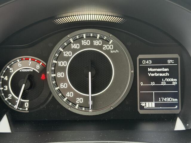 Suzuki IGNIS 1.2 Style Smart Hybrid / Clima / Stoelverwarming / Navigatie / Camera / Keyless