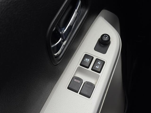 Suzuki IGNIS 1.2 Select met 28.613km!! | Navigatie | Airco | Stoelverwarming | Hoge Zit | Allseason Banden | RIJKLAARPRIJS INCL 12 MAANDEN GARANTIE EN BEURT