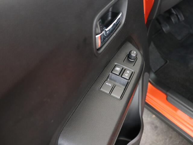 Suzuki IGNIS 1.2 Smart Hybrid Select | Airco | Stoelverwarming | Lane assist | Camera