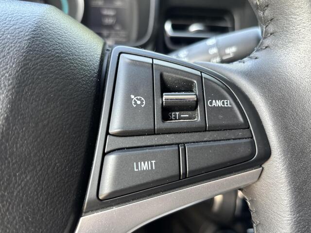 Suzuki IGNIS 1.2 Smart Hybrid Stijl / 1e Eigenaar / Onderhouden / Navigatie / Stoelverwarming / Achteruitrijcamera / Climate control / Cruise control /