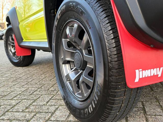 Suzuki JIMNY 1.5 Stijl | Automaat | 4 persoons | Trekhaak | Climate Control | Camera |Tot 10 JAAR GARANTIE!!