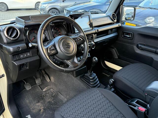 Suzuki JIMNY 1.5 Stijl | 4x4 | Navi | 4 persoons | Camera | Cruise Control | Rijklaarprijs!