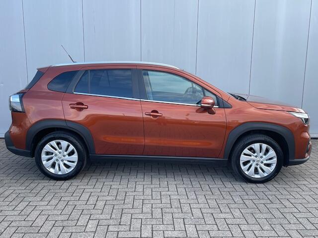 Suzuki S-Cross 1.5 Hybrid Select Automaat Navigatie ( via Apple Carplay/Android Auto ), Climate Control, Adaptive Cruise Control, 17"Lm