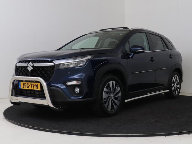 Suzuki S-Cross 1.4 Boosterjet Style Hybrid Automaat | Panodak / Sunroof | Apple Carplay Android Auto | Sidebars + Pushbar |