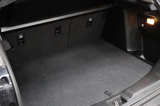 Suzuki S-Cross 1.5 Hybrid AllGrip Style | 1.500 KG Trekkracht | Panoramadak | Adaptive-cruise | 360° Camera | Clima | Parkeerhulp | Navigatie | Apple Carplay & Android Auto | Keyless | Dodehoekdetectie