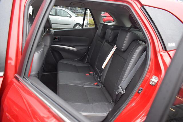 Suzuki S-Cross 1.4 Boosterjet Style Smart Hybrid Airco Navi/Carplay Cruise Control Camera Km 94159!!